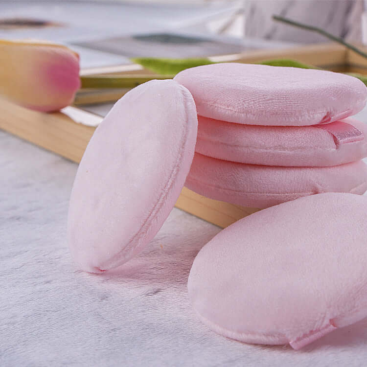 "Five-Piece Round Hand Hook Ribbon Make-Up Puff Set – Versatile and Convenient Puffs for Smooth and Even Makeup Application"