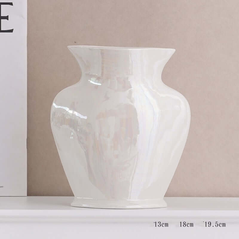 "Ceramic Decorative Vase for Raised Water Flowers - Building Blocks Design, Ideal for Living Room Décor"