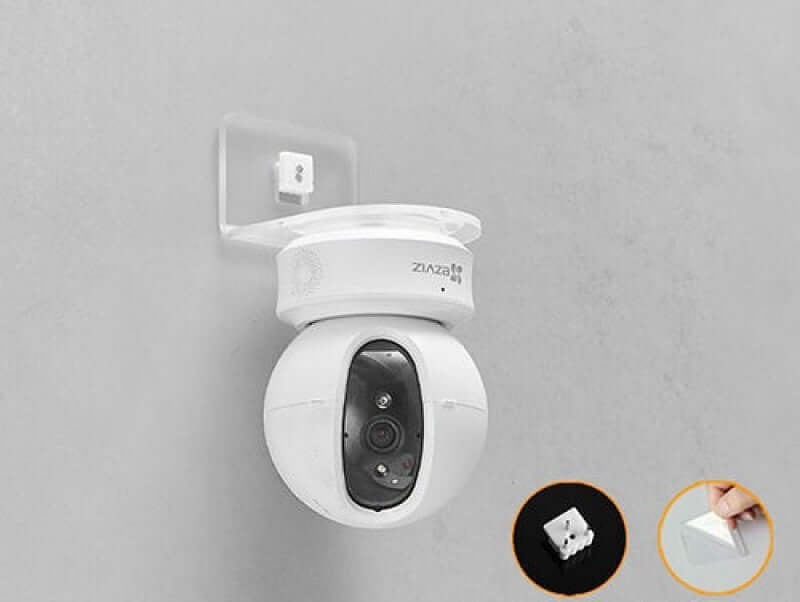 "Living Room Camera Monitoring Shelving Bracket - Adjustable Mounting Solution for Secure and Discreet Camera Placement"