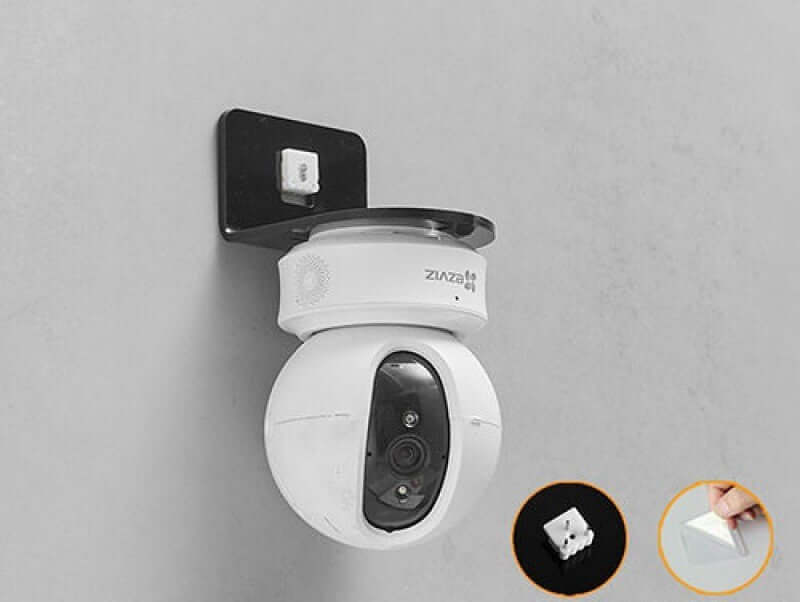 "Living Room Camera Monitoring Shelving Bracket - Adjustable Mounting Solution for Secure and Discreet Camera Placement"