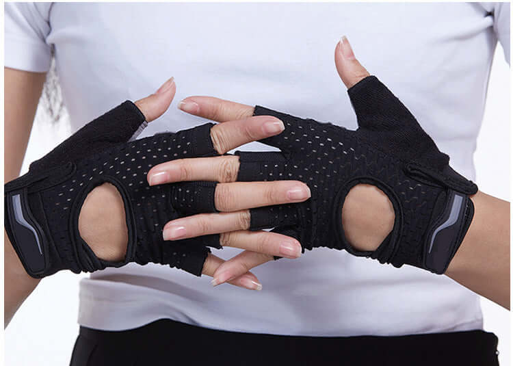 Fitness Gloves for Men and Women - Ideal for Dumbbell and Horizontal Bar Workouts