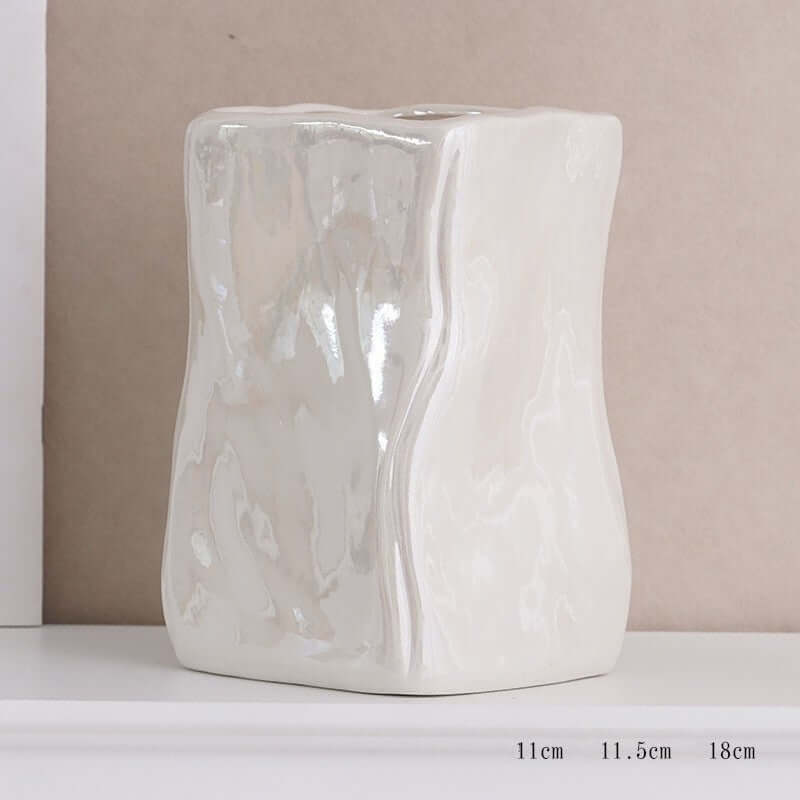 "Ceramic Decorative Vase for Raised Water Flowers - Building Blocks Design, Ideal for Living Room Décor"