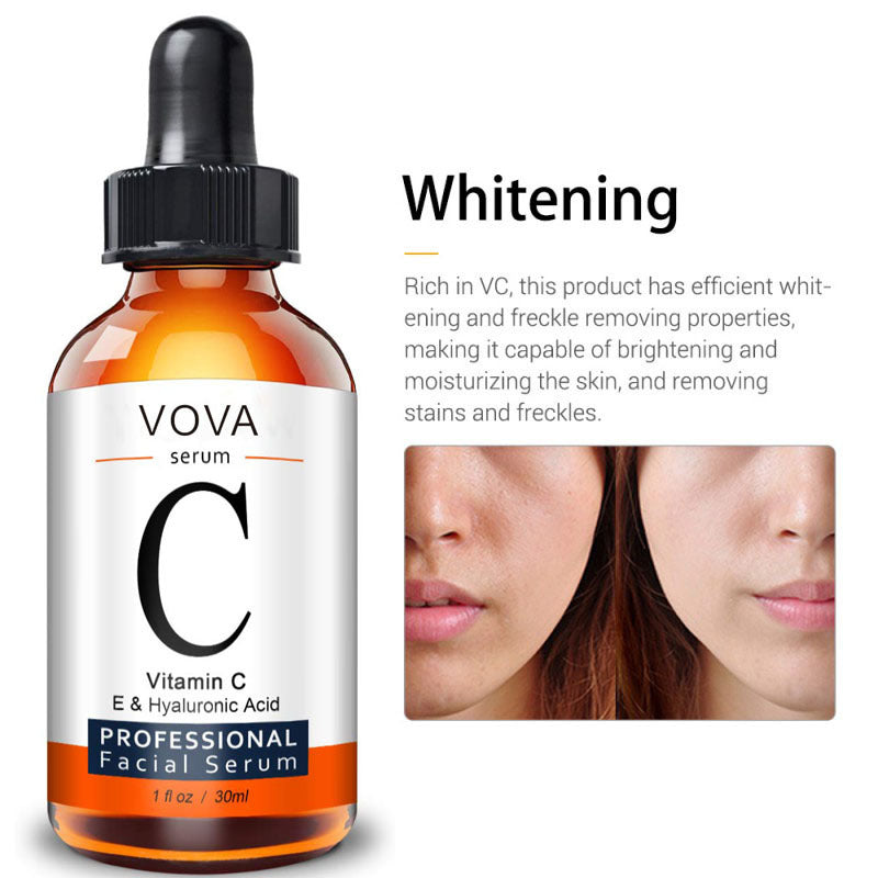 Vitamin C serum bottle with whitening and moisturizing benefits for skin, featuring freckle removal and hydration properties.
