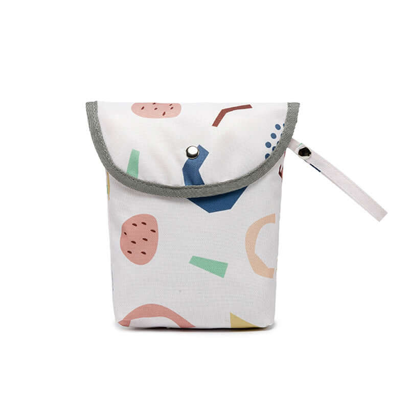 "Portable Baby Diaper Storage Bag for Convenient and Organized Outings"