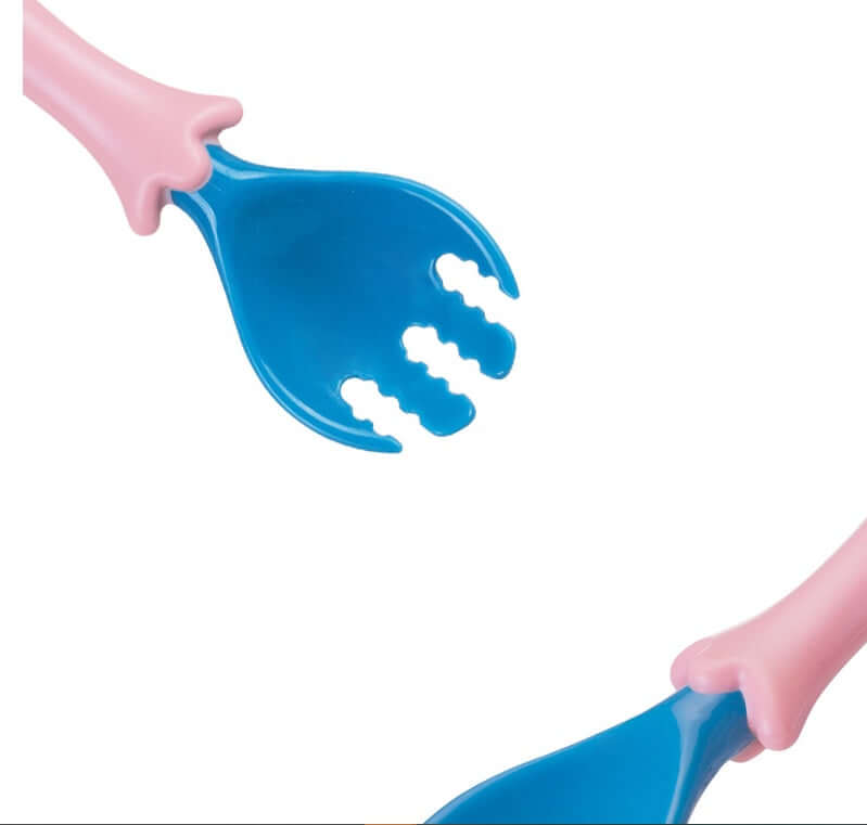 Curved baby fork and spoon with blue heads and pink handles designed for learning to eat, made of PP+TPE+304 stainless steel.