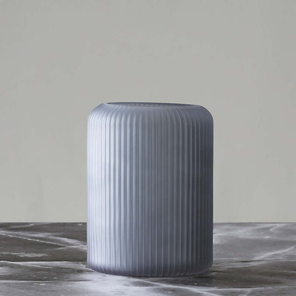 "Modern Minimalist Home Decorations - Stylish Accents for Living Room and Porch"