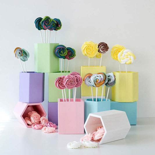 SWEETGO straw holder with decorative design, ideal for cake table, makeup brush storage, and flower arrangements”