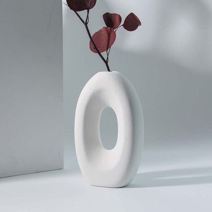 "Ins Style Ceramic Vase for Flower Arrangements - Ideal for Fresh and Dried Flowers, Decorative Ornaments