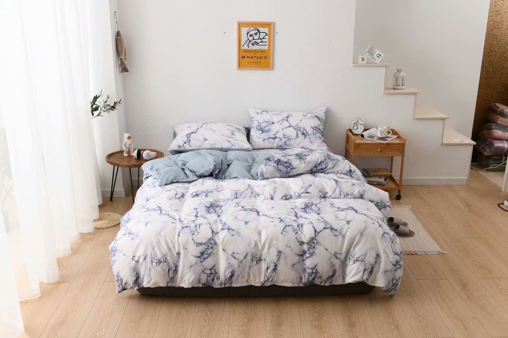 Mushroom House Bedding Three-Piece Set - Cozy Home Textile with Whimsical Design for Stylish Bedrooms"