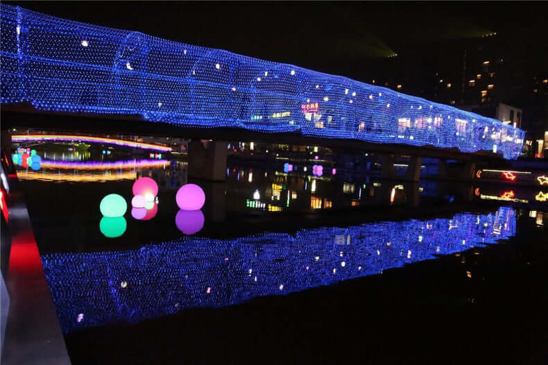"Christmas LED String Lights – Waterproof Fishnet Lights with Starry Design for Outdoor Holiday and Wedding Decorations"