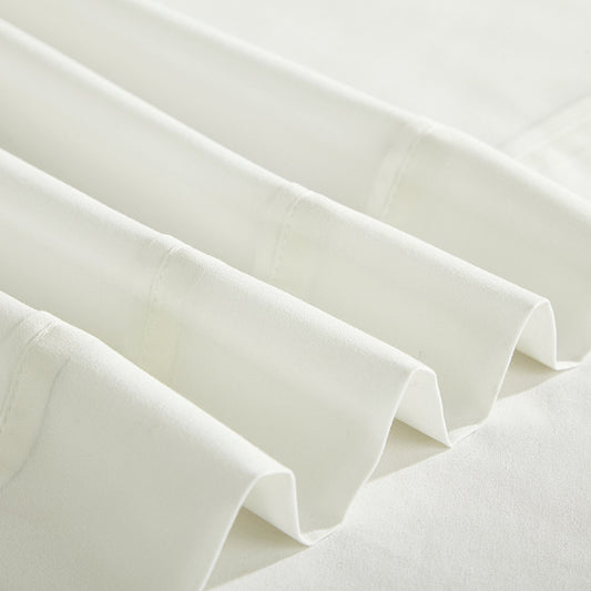 Home Textile Plain Inlay Four-Piece Set - Elegant Bedding for a Sophisticated and Versatile Bedroom Look"