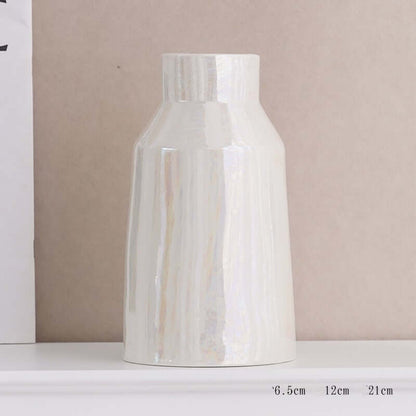 "Ceramic Decorative Vase for Raised Water Flowers - Building Blocks Design, Ideal for Living Room Décor"