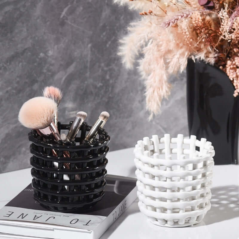 Hand-Woven Ceramic Storage Basket – Elegant Makeup Pen Container for Organized Beauty Essentials