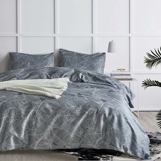 Mushroom House Bedding Three-Piece Set - Cozy Home Textile with Whimsical Design for Stylish Bedrooms