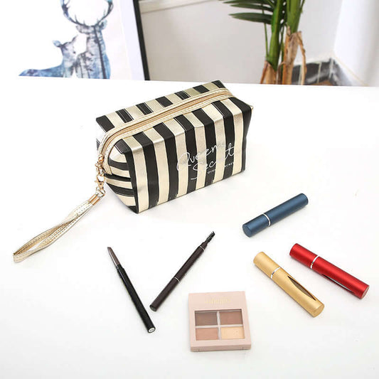 "New Phnom Penh Striped Makeup Bag – Chic and Functional Cosmetic Organizer with Trendy Stripes"