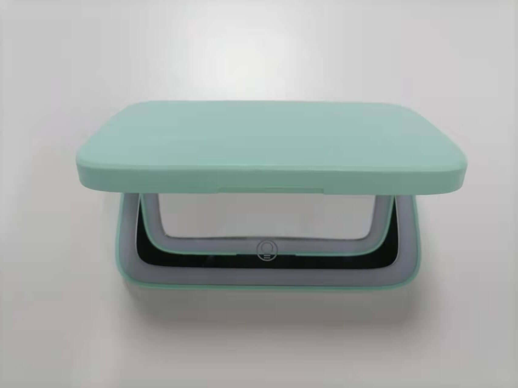 "Portable LED Makeup Mirror – Double-Sided Luminous Mirror with Integrated Light for Enhanced Makeup Application"