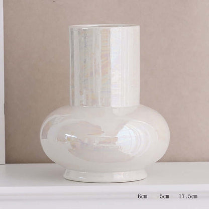 "Ceramic Decorative Vase for Raised Water Flowers - Building Blocks Design, Ideal for Living Room Décor"