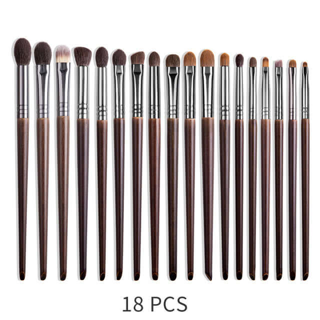 "Natural Makeup Brush Set – Goat Hair Eyeshadow Brushes for Precision and Effortless Application of Eye Makeup"