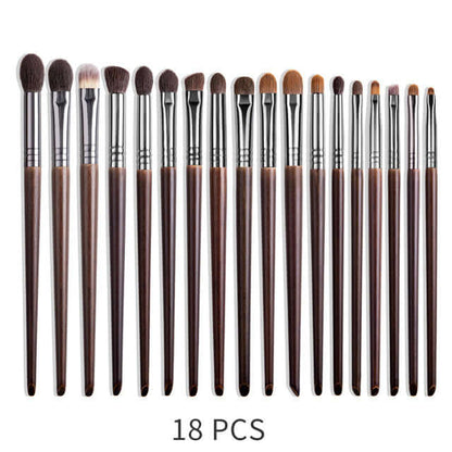 "Natural Makeup Brush Set – Goat Hair Eyeshadow Brushes for Precision and Effortless Application of Eye Makeup"