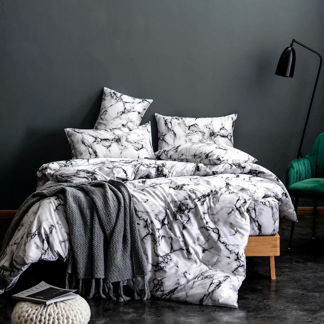 Mushroom House Bedding Three-Piece Set - Cozy Home Textile with Whimsical Design for Stylish Bedrooms"