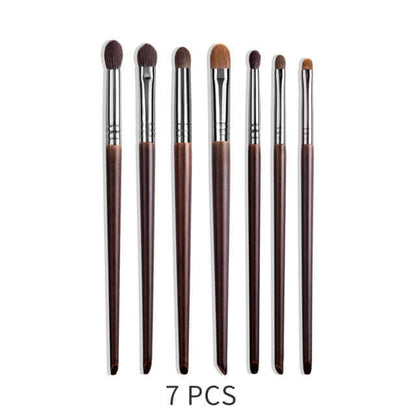 "Natural Makeup Brush Set – Goat Hair Eyeshadow Brushes for Precision and Effortless Application of Eye Makeup"